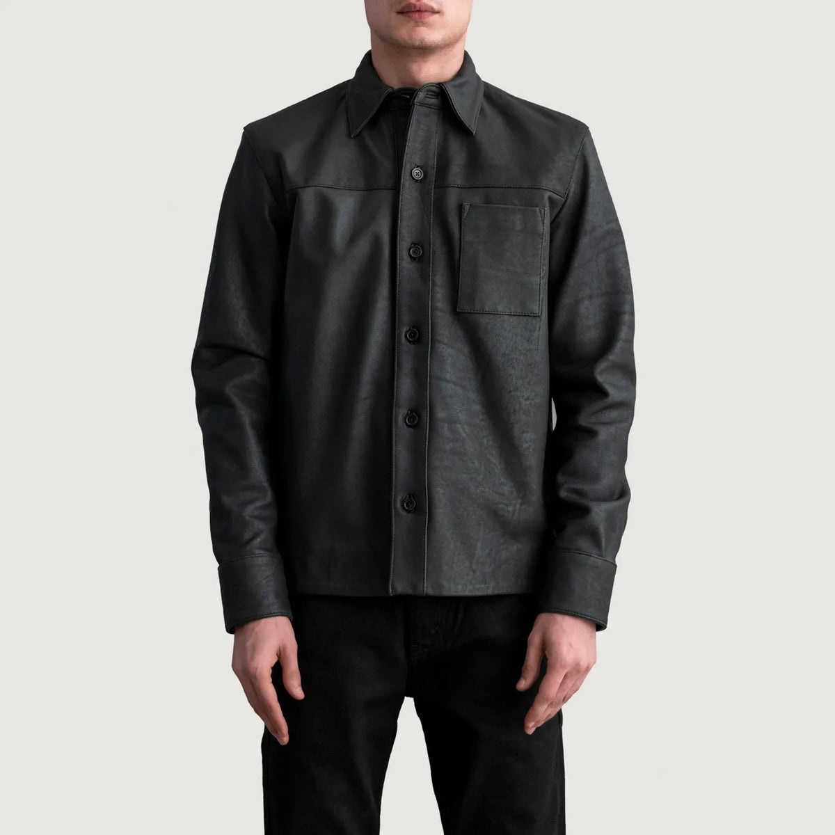 
Scout Tumbled Zwart Leather Shirt voor Heren - Zijaanzicht met ergonomische mouwsnede