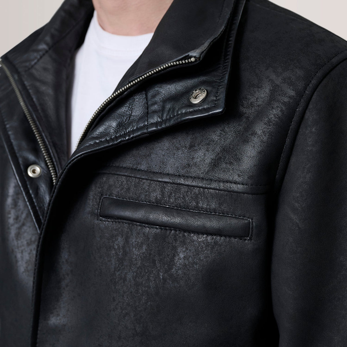 
Binnenweergave Showing Quilted Polyester Lining & Twee functionele binnenzakken