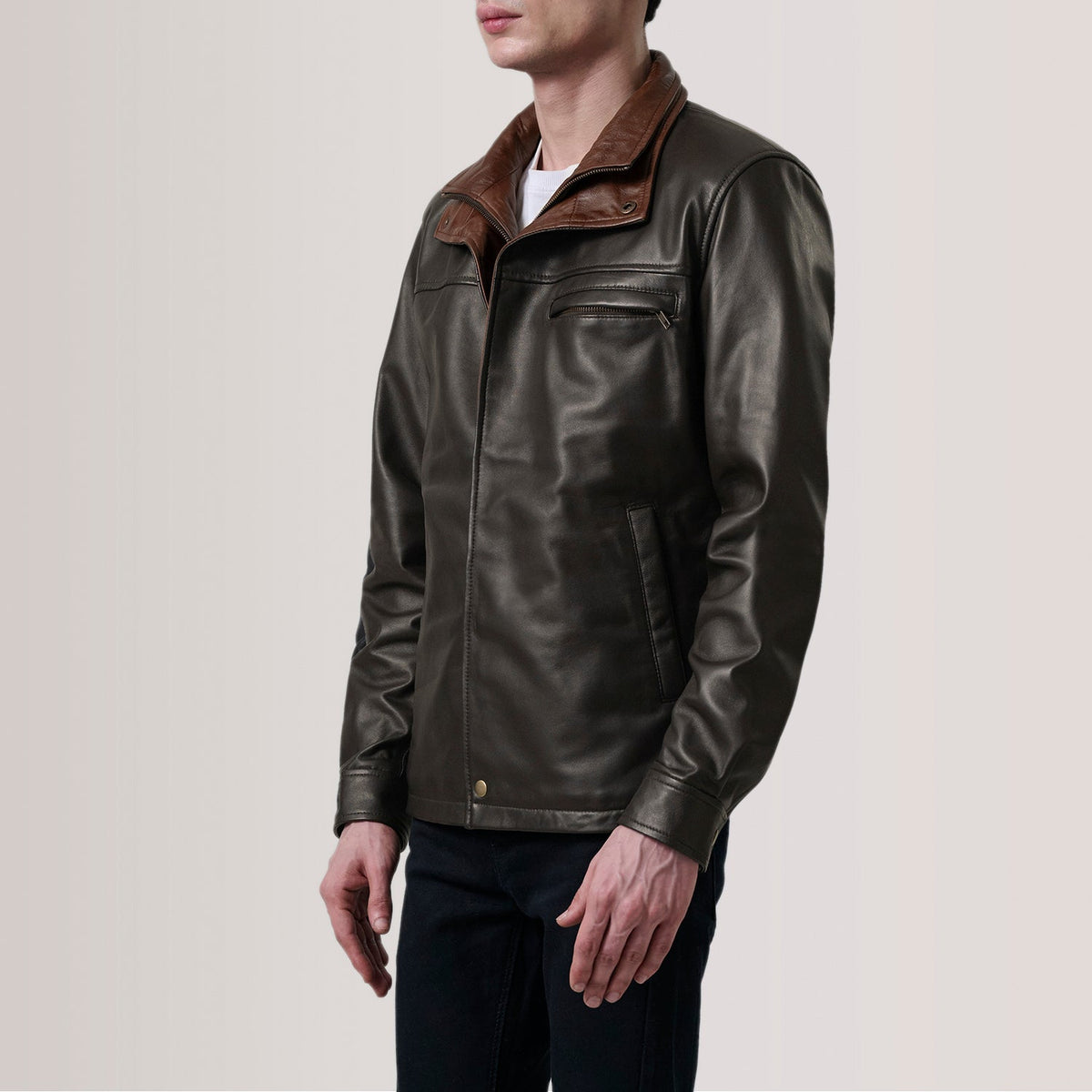 Sean Bruin Leather Classic Leren Jas voor Heren For Men - Lateral Side Profile View Showing Sleeve Cut &amp; Athletic Taper Fit