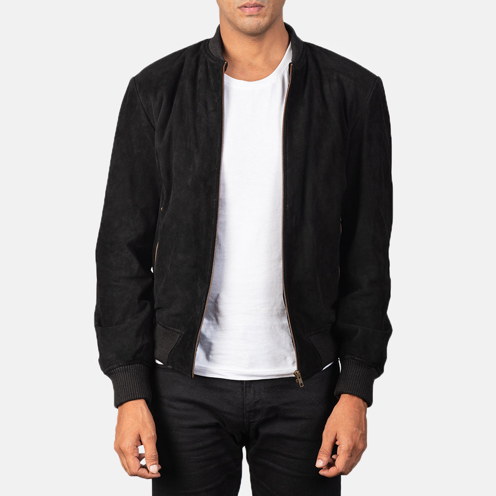 
Shane Zwart Suede Leren Bomberjack voor Heren in Black Goatskin Suede - Vooraanzicht & getailleerd silhouet | Online kopen