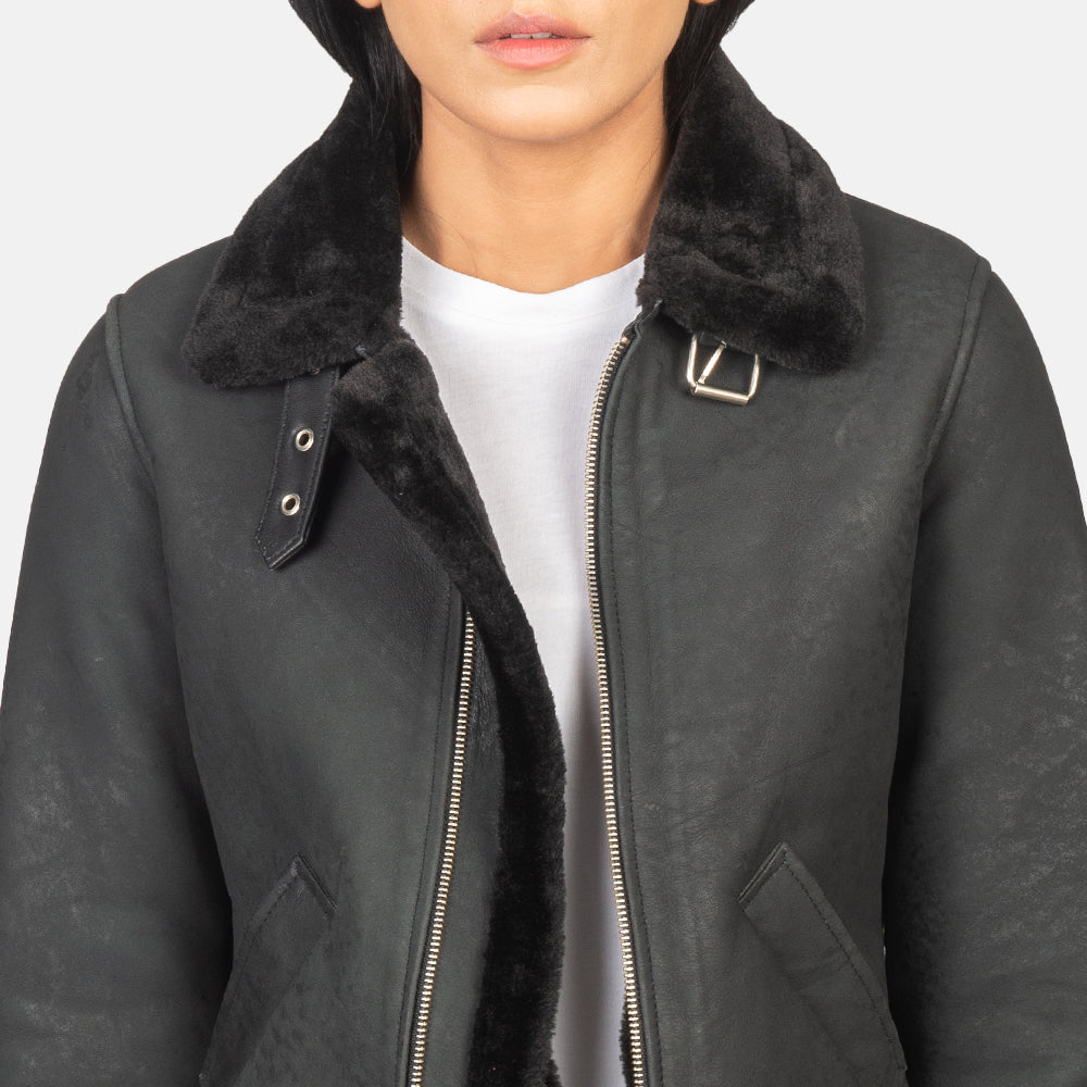 
Binnenweergave Showing Quilted Viscose Lining & Twee functionele binnenzakken