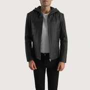 
Spratt Zwart Hooded Leren Jas voor Heren in Black Goatskin Leather - Vooraanzicht & getailleerd silhouet | Online kopen