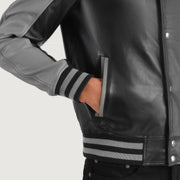 
Binnenweergave Showing Quilted Polyester Lining & Twee functionele binnenzakken