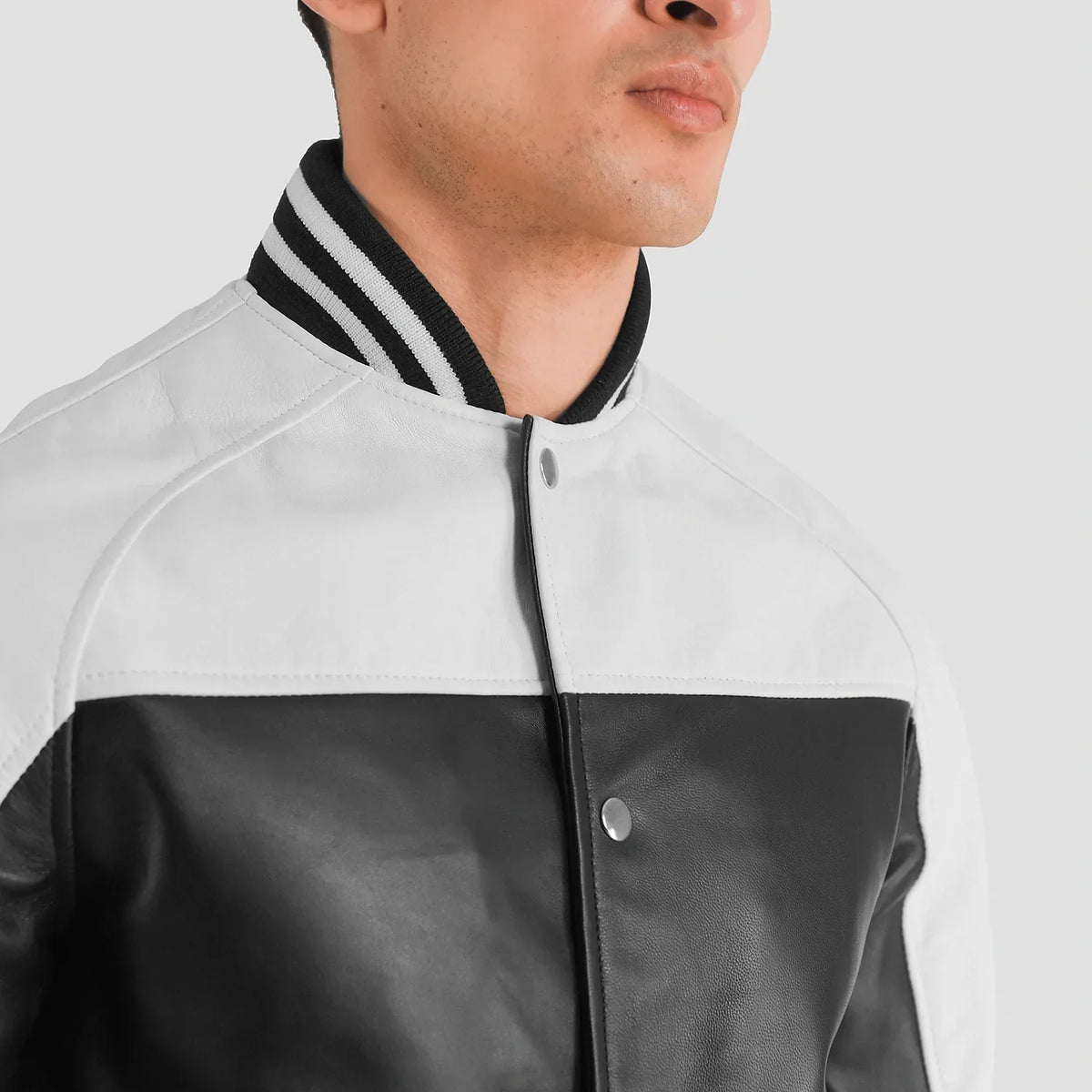 
Terrance Zwart Varsity Leren Jas voor Heren – alternate product view 6