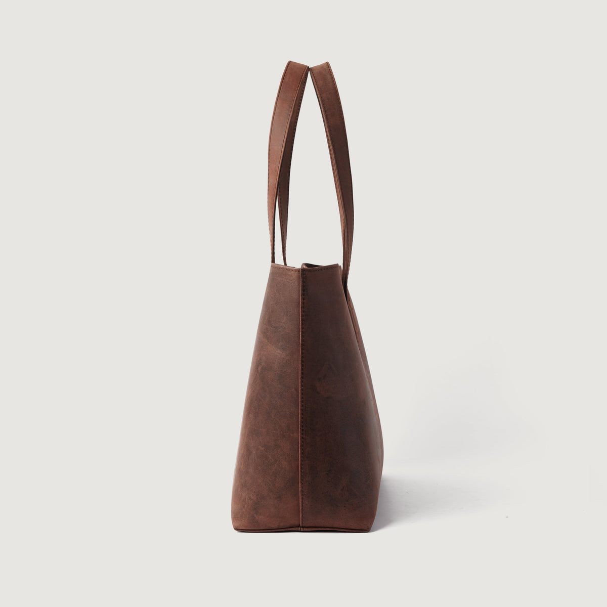 
Binnenweergave Showing Dedicated Padded Laptop Sleeve & Multi-Compartment Organization