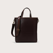 
The Poet Vintage Brown Leather Tote Bag For Men & Women in Vintage Brown Full-Grain Leather - Full Exterior Vooraanzicht & getailleerd silhouet | Online kopen