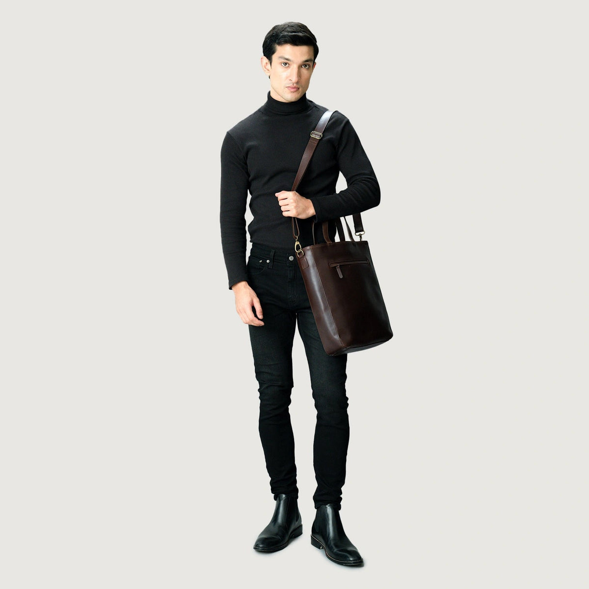 
Binnenweergave Showing Dedicated Padded Laptop Sleeve & Multi-Compartment Organization
