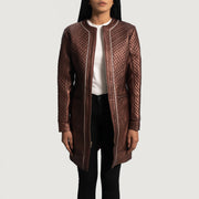 
Trudy Lane Gewatteerd Kastanjebruin Leren Jas voor Dames in Maroon Sheepskin Leather - Vooraanzicht & getailleerd silhouet | Online kopen