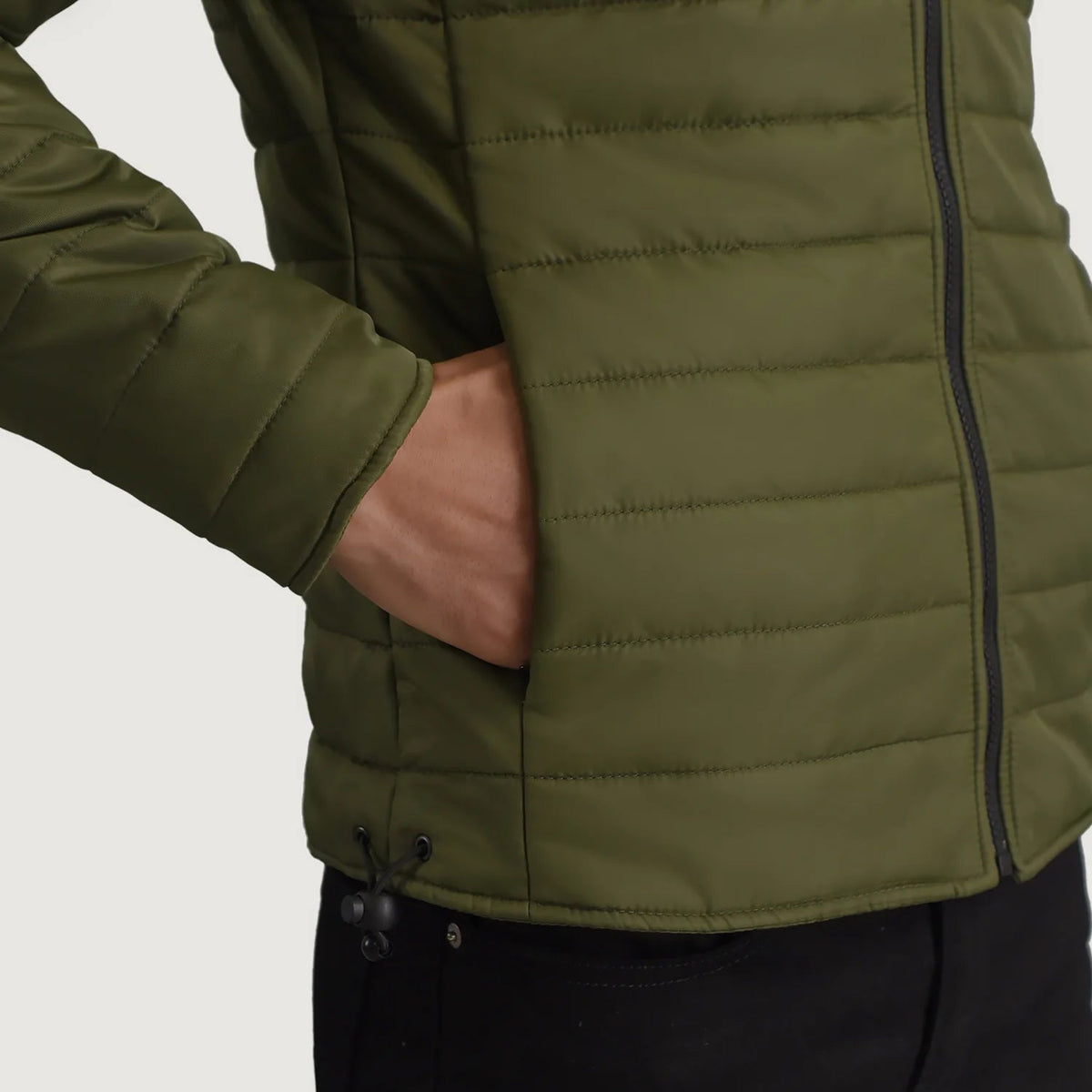 
Binnenweergave Showing Quilted Viscose Lining & Twee functionele binnenzakken