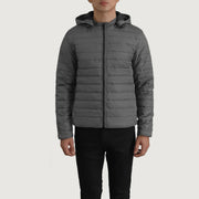 Close-Up Detail of Classic Collar &amp; Zipper Hardware on Tyler Grey Hooded Puffer Leren Jas voor Heren