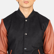 
Binnenweergave Showing Quilted Polyester Lining & Twee functionele binnenzakken