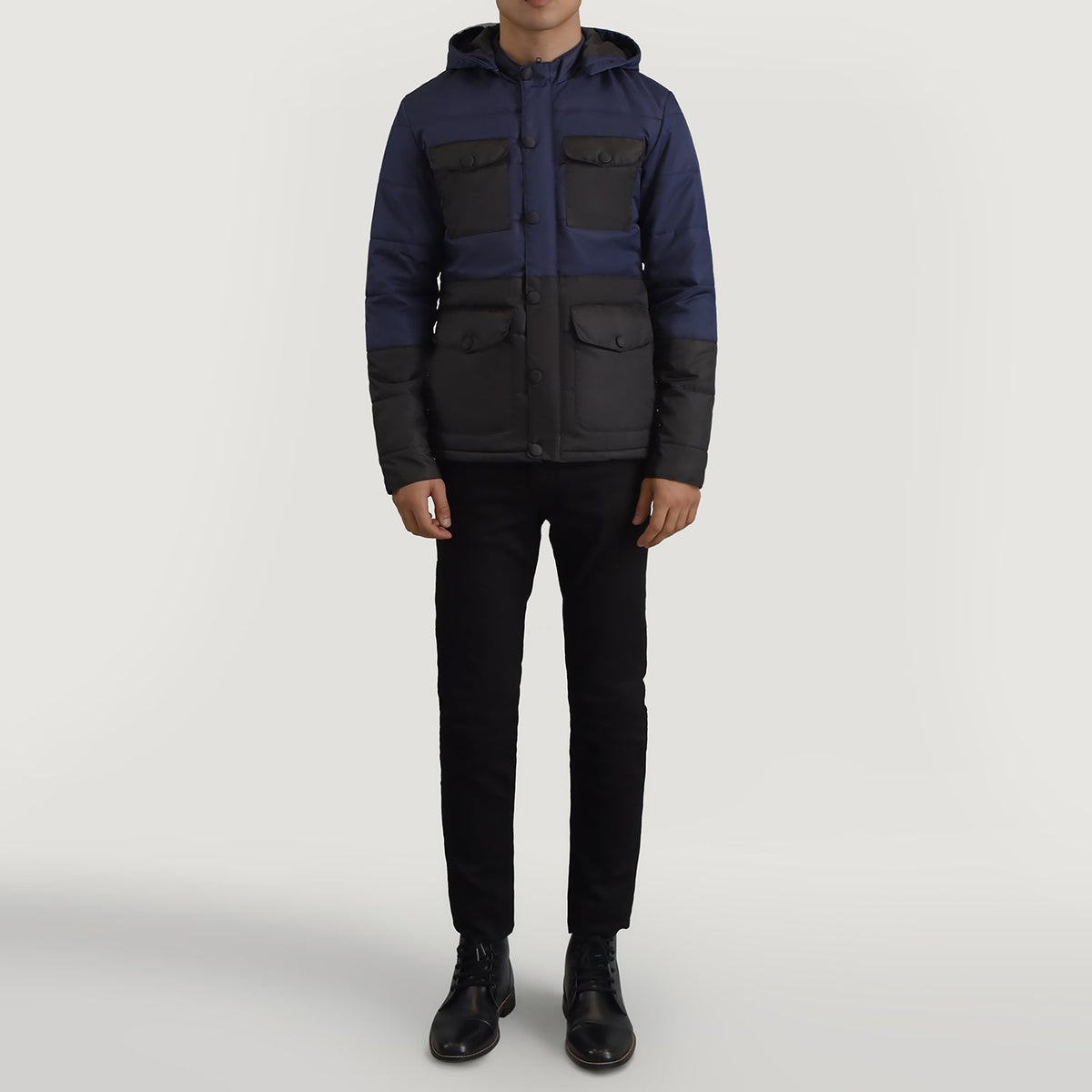 
Wayne Zwart & Blauw Hooded Puffer Leren Jas voor Heren - Zijaanzicht met ergonomische mouwsnede