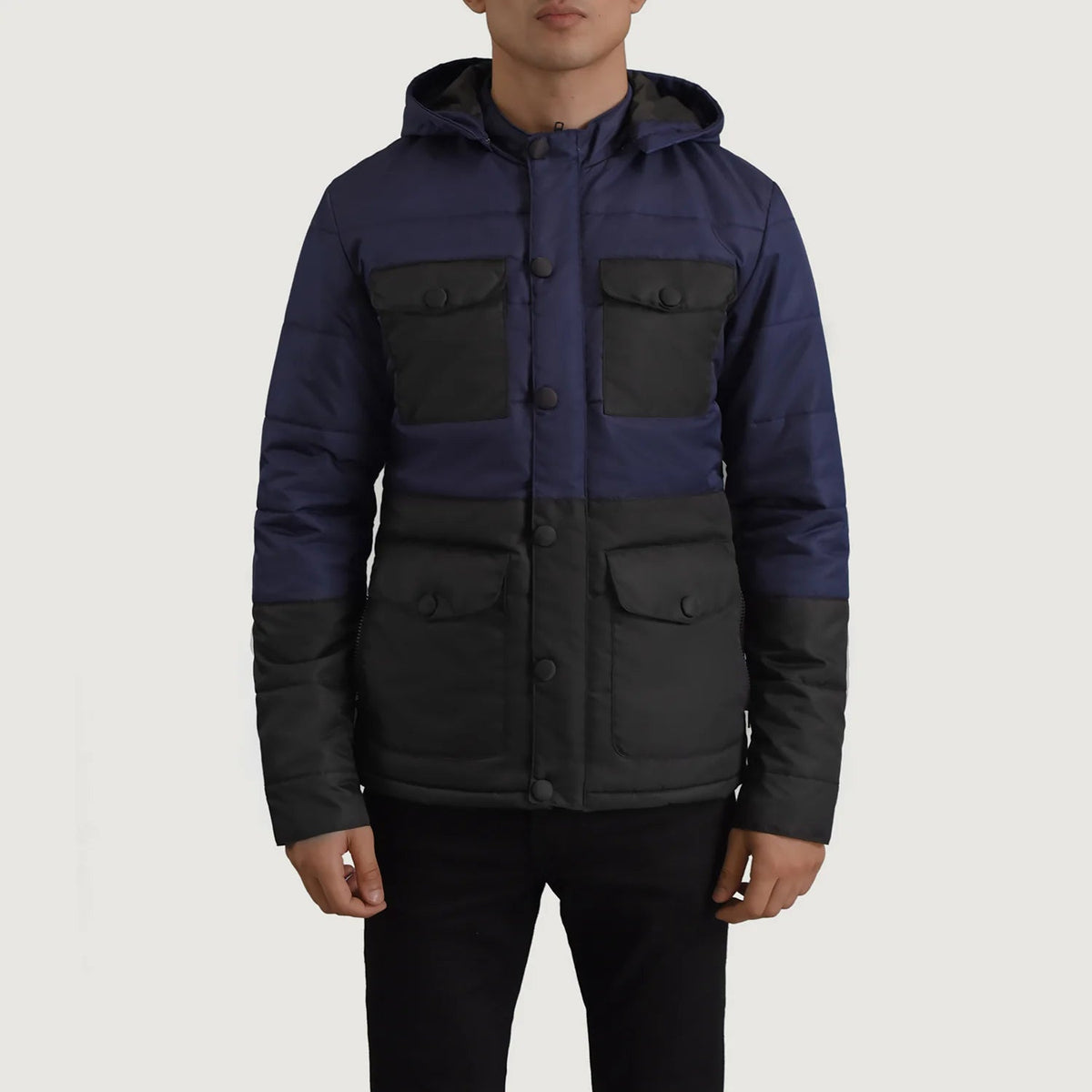 
Detailopname of Classic Collar & Heavy-Duty Zipper Hardware on Wayne Zwart & Blauw Hooded Puffer Leren Jas voor Heren