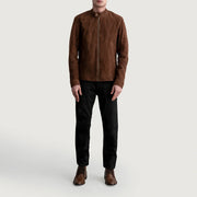 Close-Up Detail of Snap Button &amp; Zipper Hardware on Zen Bruin Suede Leren Bikerjack voor Heren