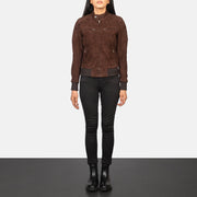 
Zenna Mocha Suede Bomber Jacket - Zijaanzicht met ergonomische mouwsnede
